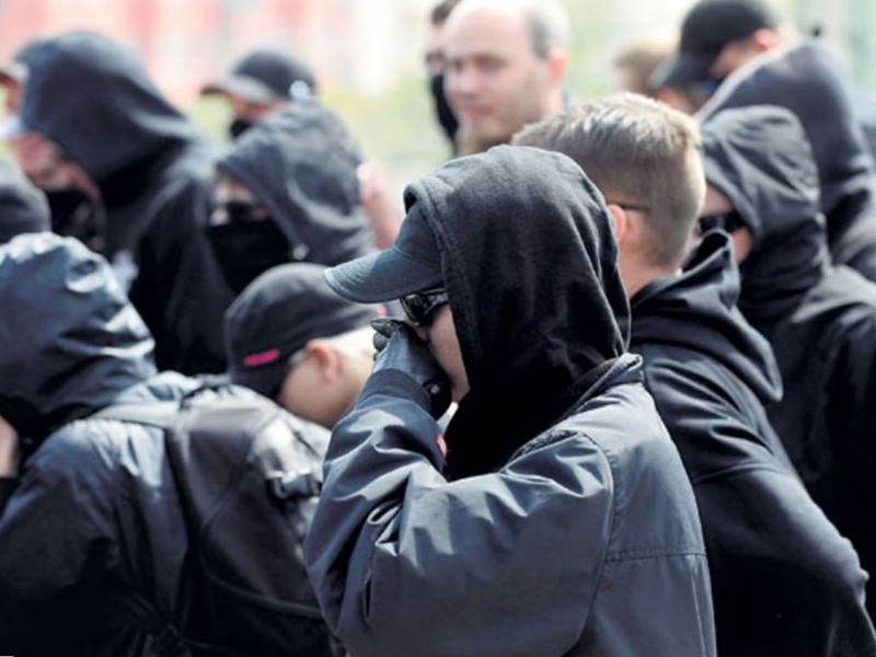 Деструктивные проявления.