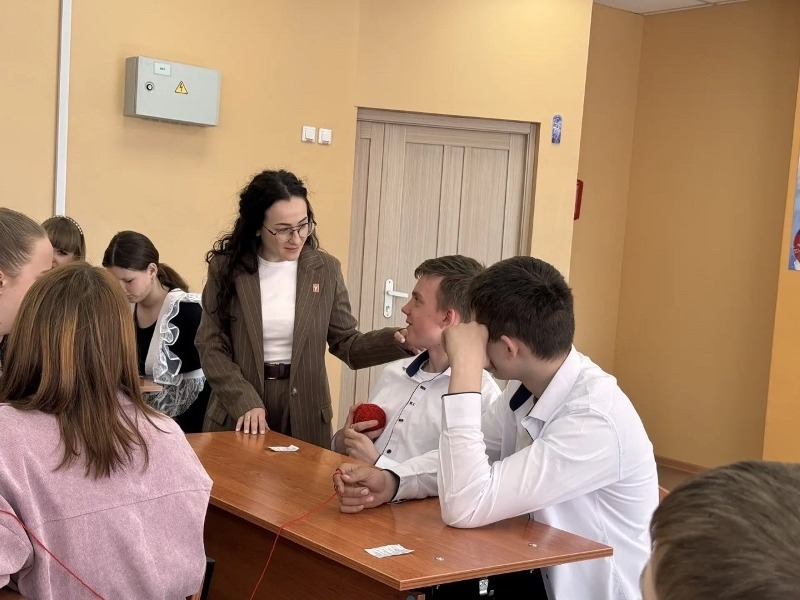 Магнит «Движения Первых» в деле! Магнит «Движения Первых» в деле!.